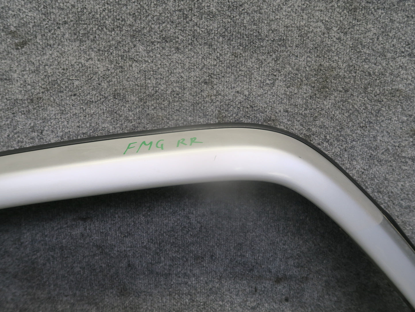 2002-2005 Mercedes W463 G500 Rear Right Wheel Fender Flare Trim Molding