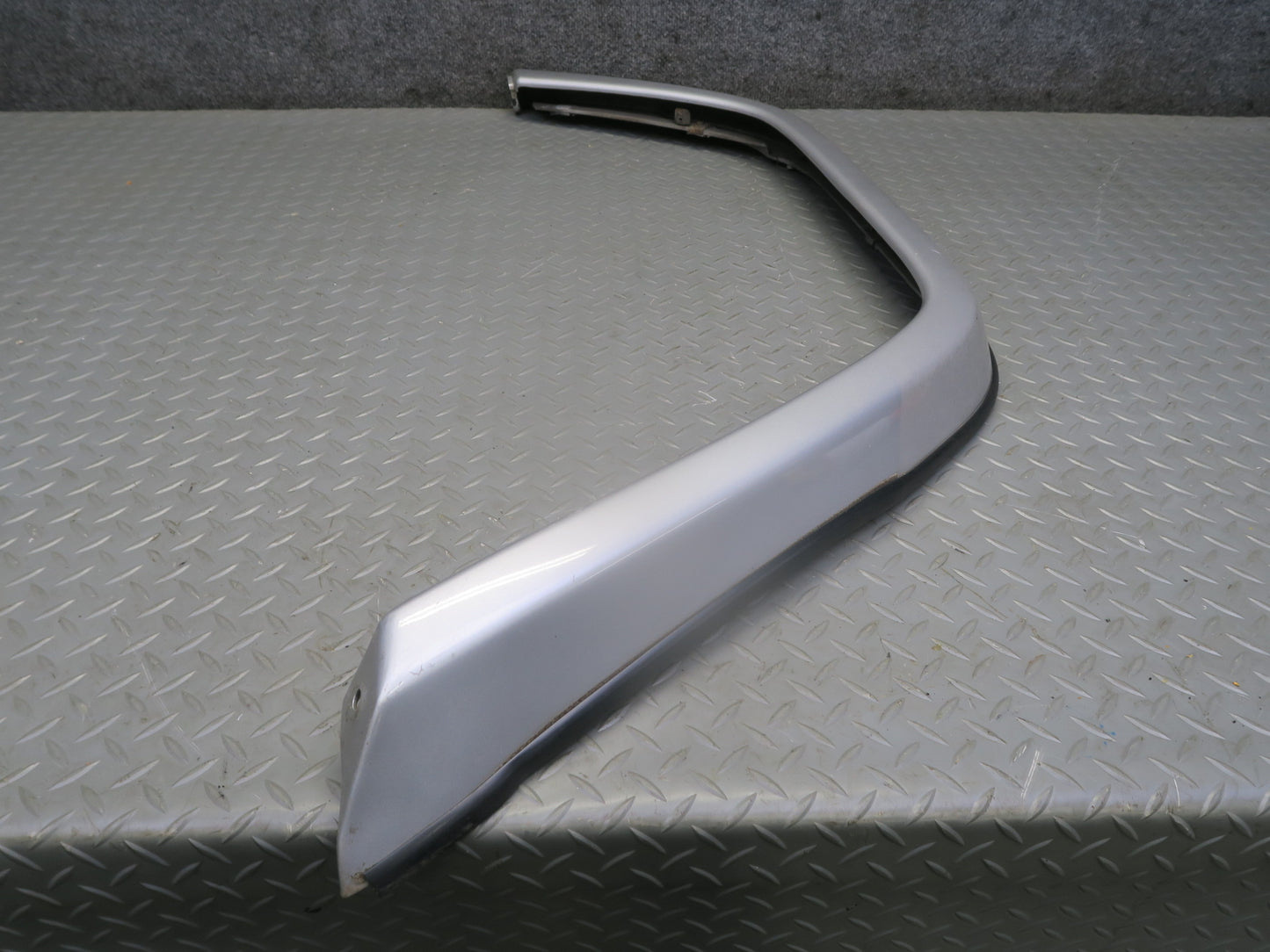 2002-2005 Mercedes W463 G500 Rear Right Wheel Fender Flare Trim Molding