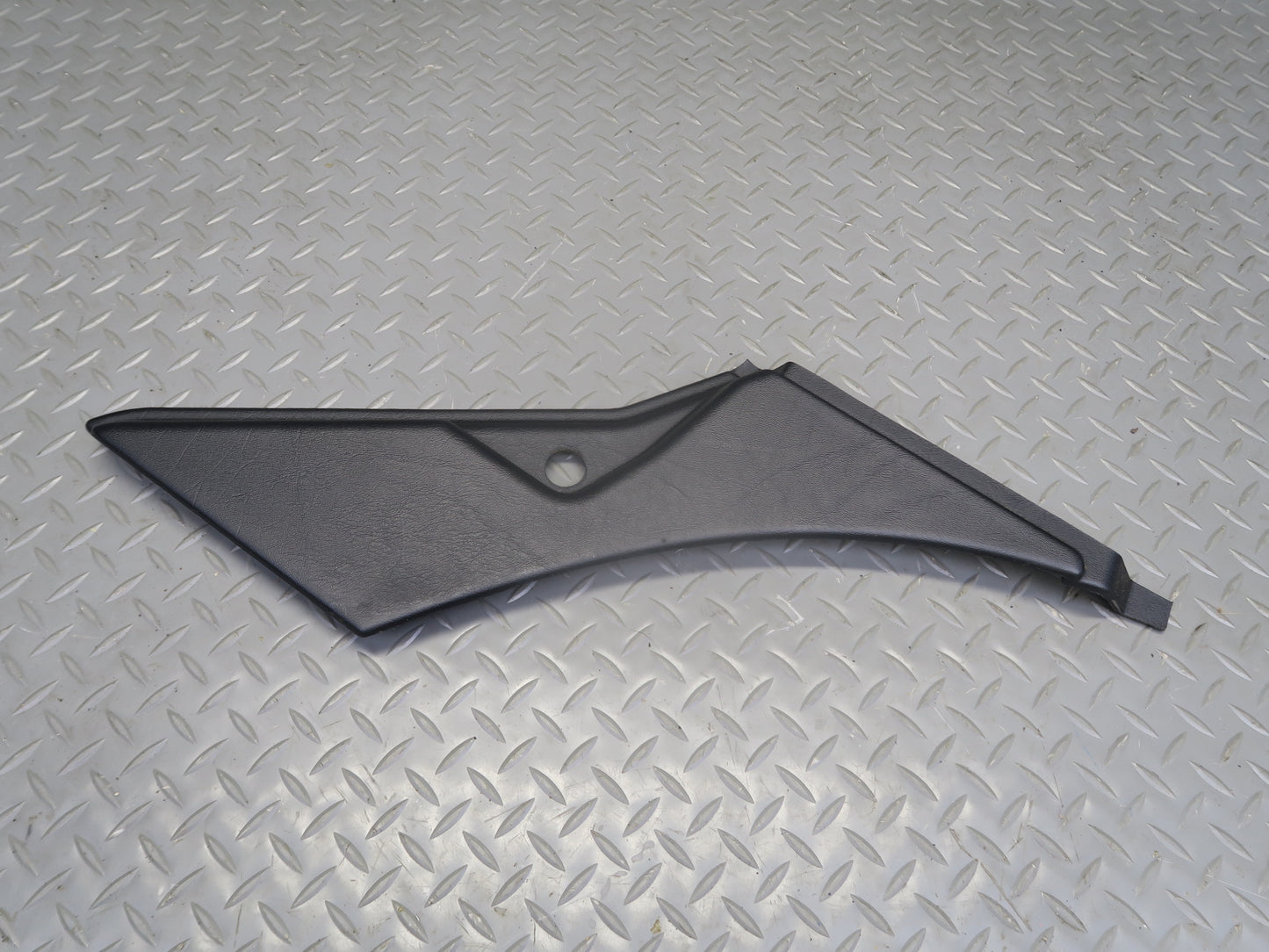 2002-2018 Mercedes W463 G500 Set of 2 Left & Right Rear Quarter Trim Panel Black