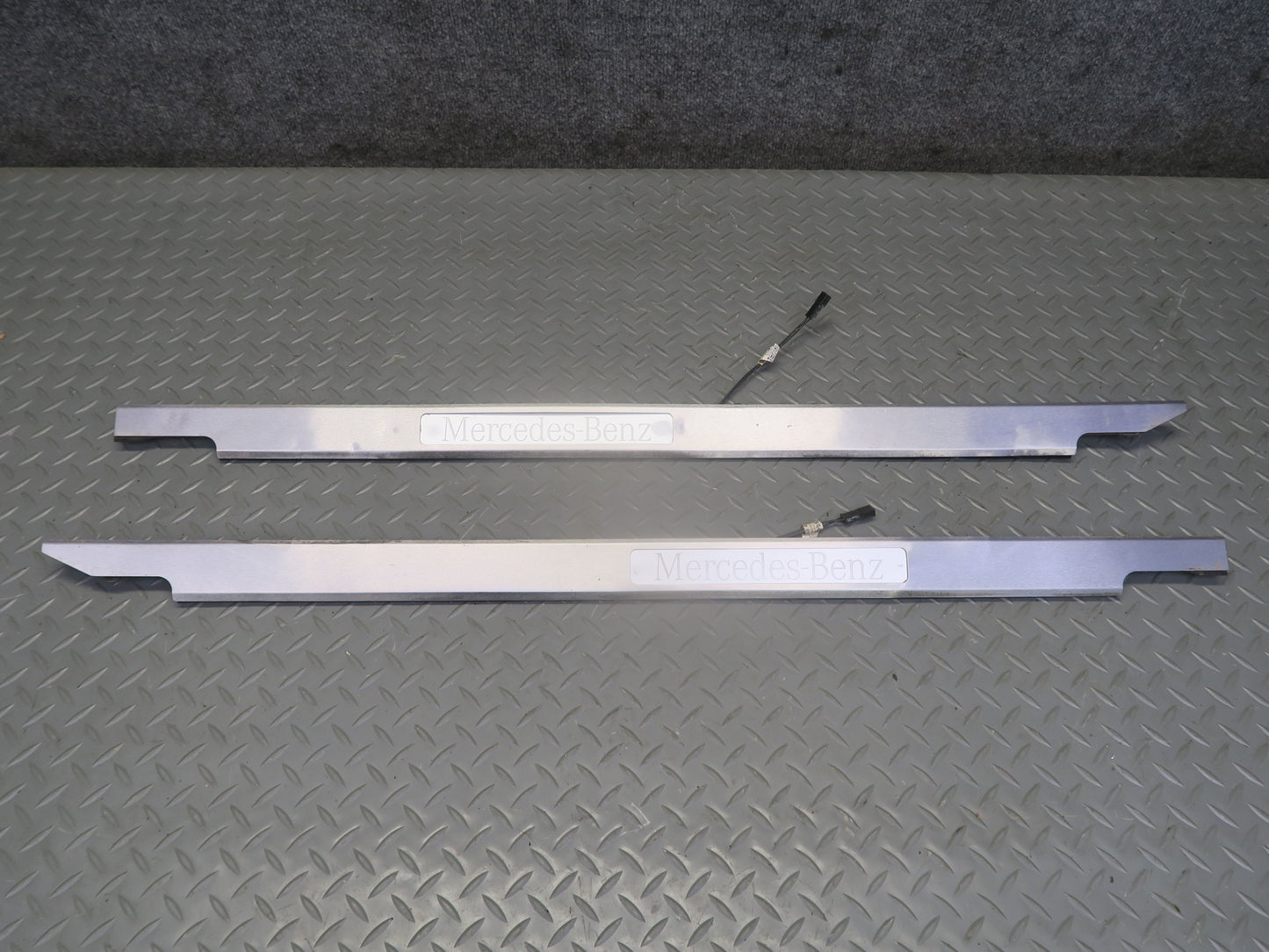 2002-2007 Mercedes W463 G500 Front Left & Right Door Scuff Sill Plate Set