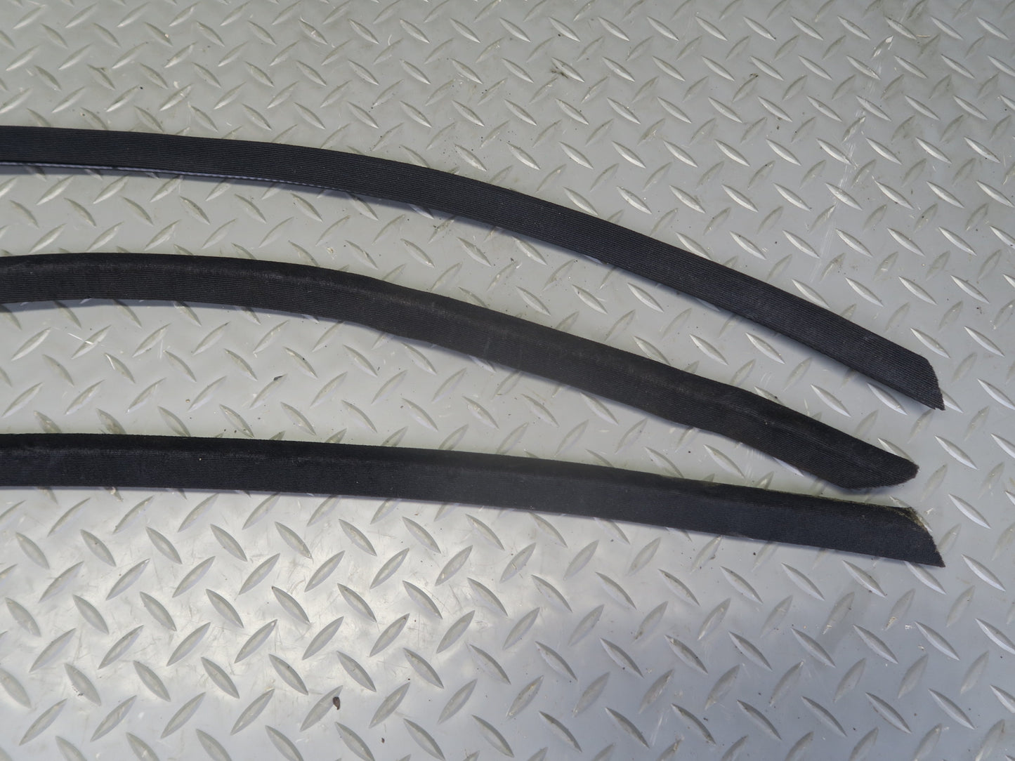 2002-2018 Mercedes W463 G500 G550 Set of 3 Tailgate Weather Strip Rubber Seal
