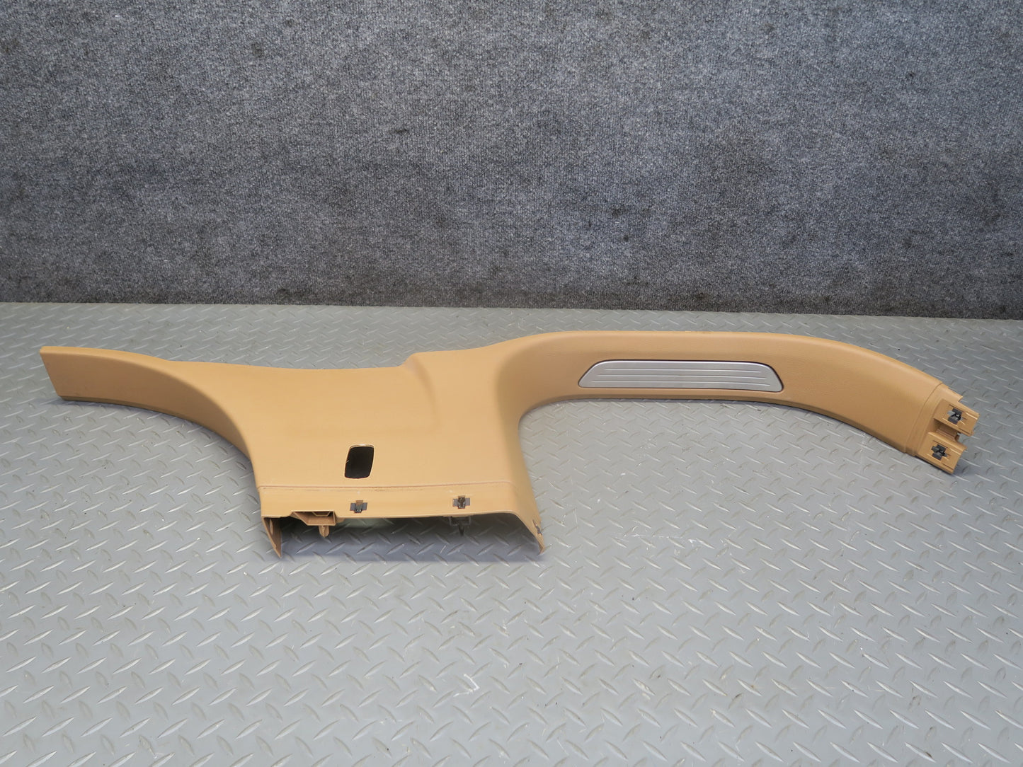 11-18 Porsche Cayenne 958 Left & Right Interior B Pillar Lower Trim Panel Set