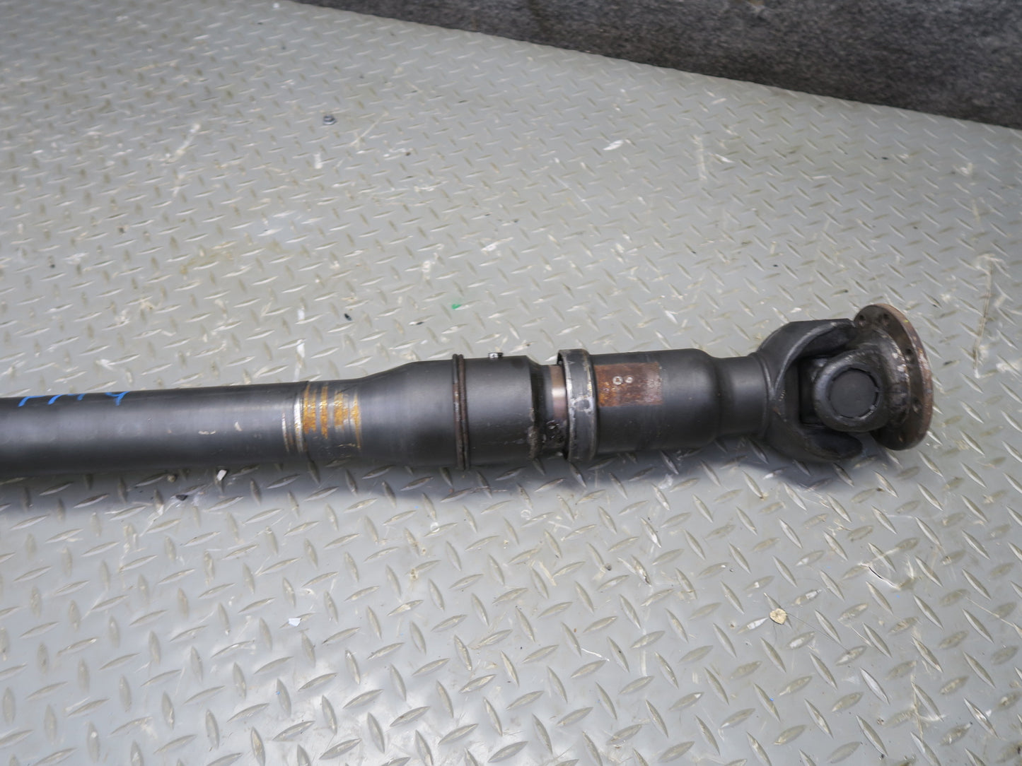 2002-2018 Mercedes W463 G500 G550 Front Propeller Driveshaft Assembly 4604102218