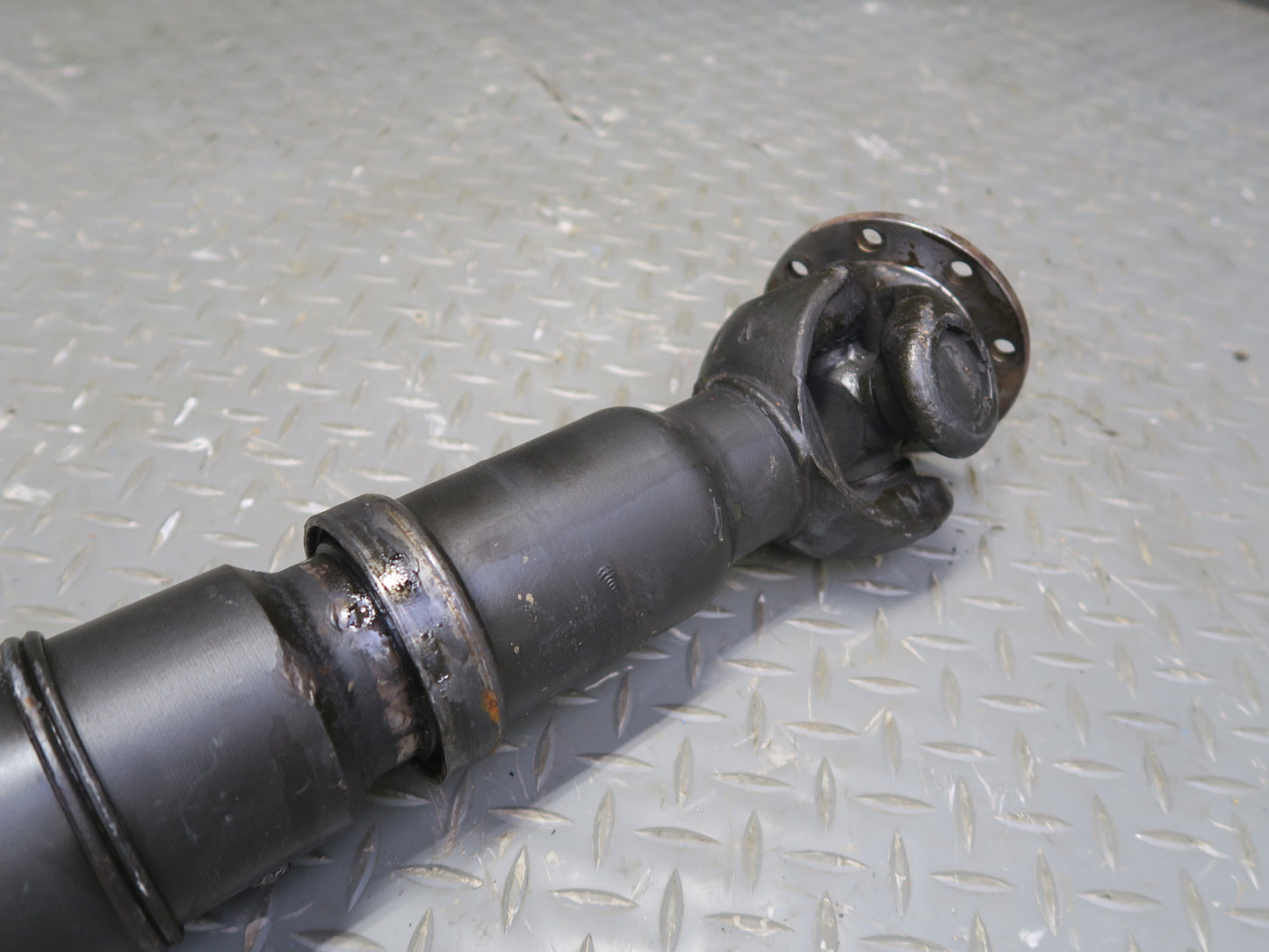 2002-2018 Mercedes W463 G500 G550 Front Propeller Driveshaft Assembly 4604102218
