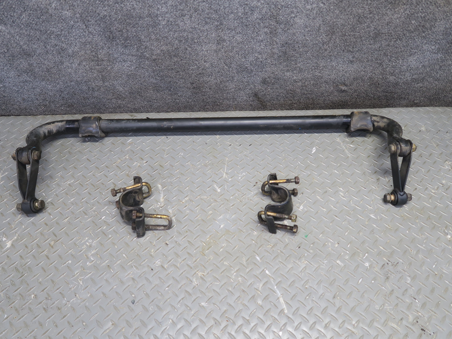 2002-2018 Mercedes W463 G500 G550 Front Suspension Sway Stabilizer Anti Roll Bar