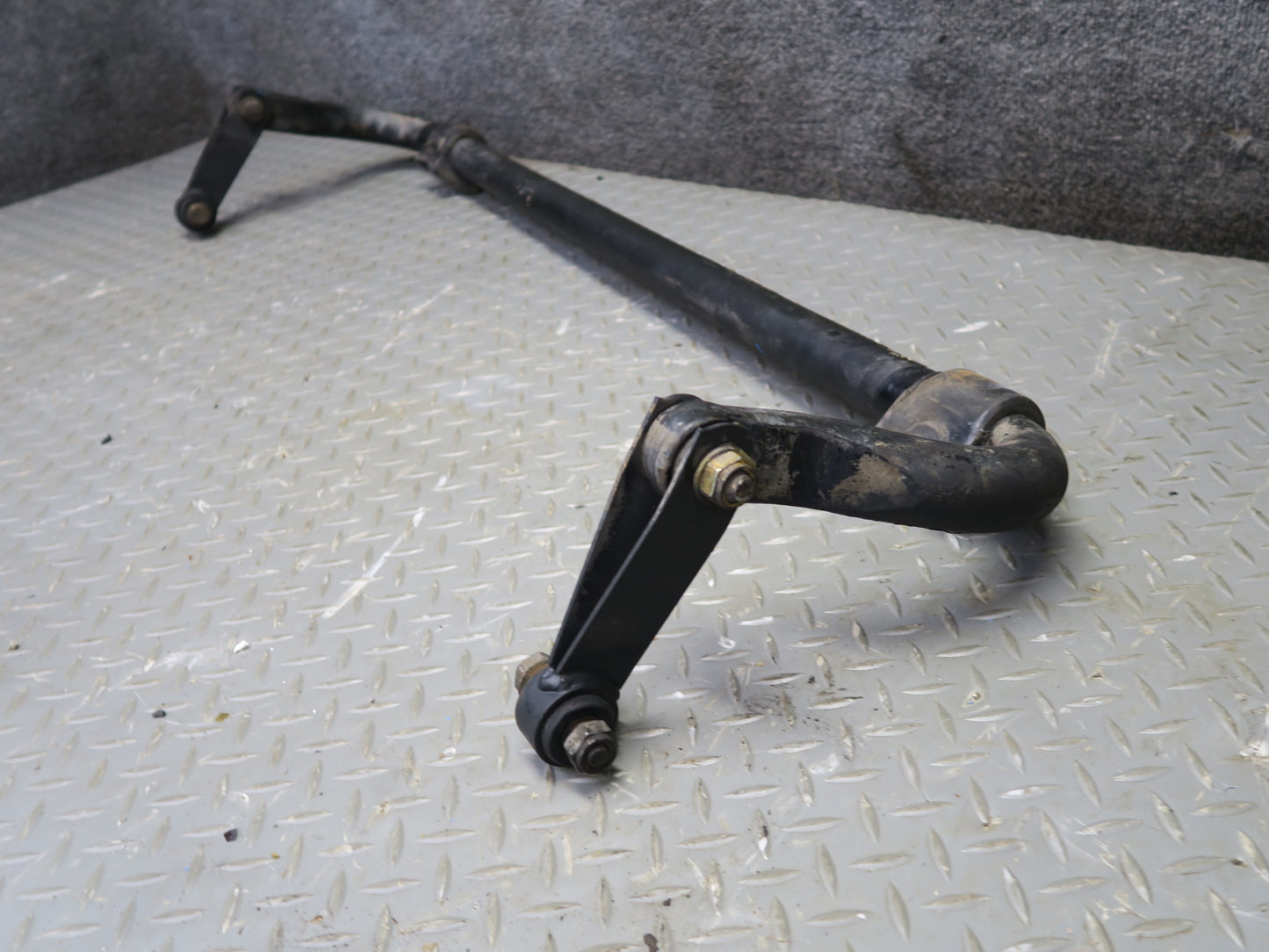 2002-2018 Mercedes W463 G500 G550 Front Suspension Sway Stabilizer Anti Roll Bar