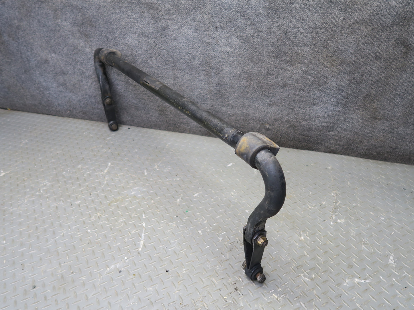 2002-2018 Mercedes W463 G500 G550 Front Suspension Sway Stabilizer Anti Roll Bar