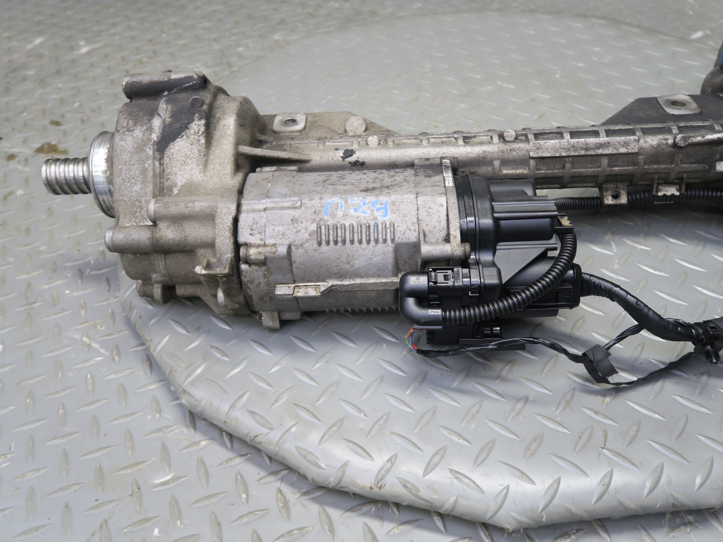 09-16 BMW E89 Z4 AT RWD Electric Power Steering Rack & Pinion 83K 6855888 OEM