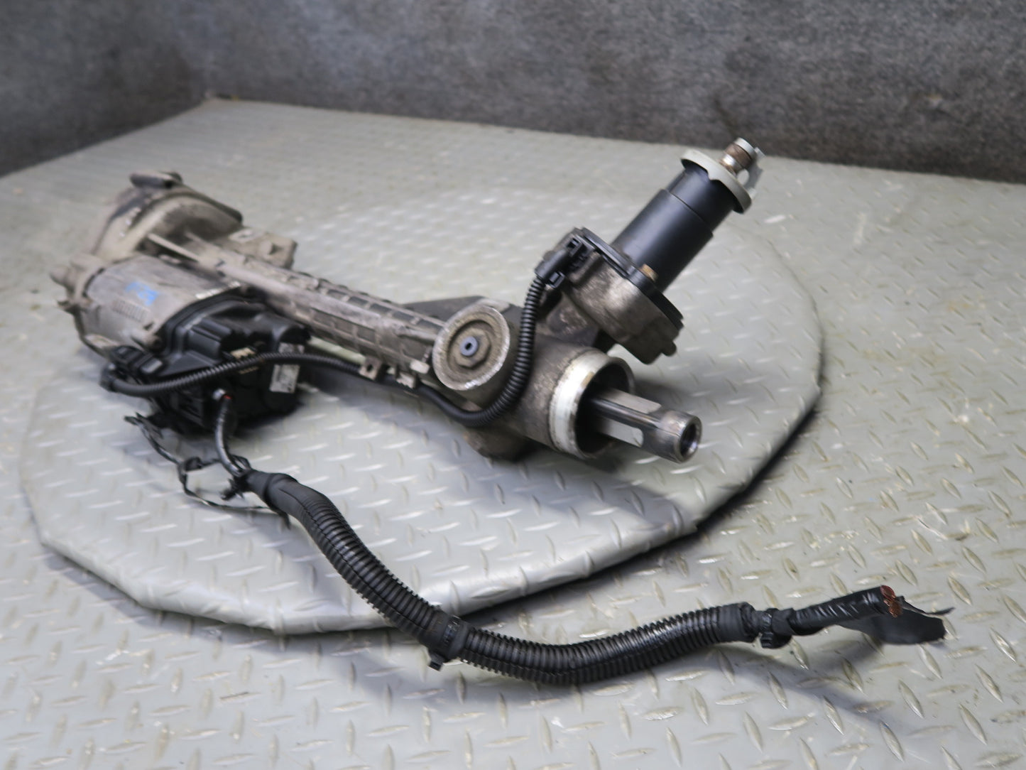 09-16 BMW E89 Z4 AT RWD Electric Power Steering Rack & Pinion 83K 6855888 OEM