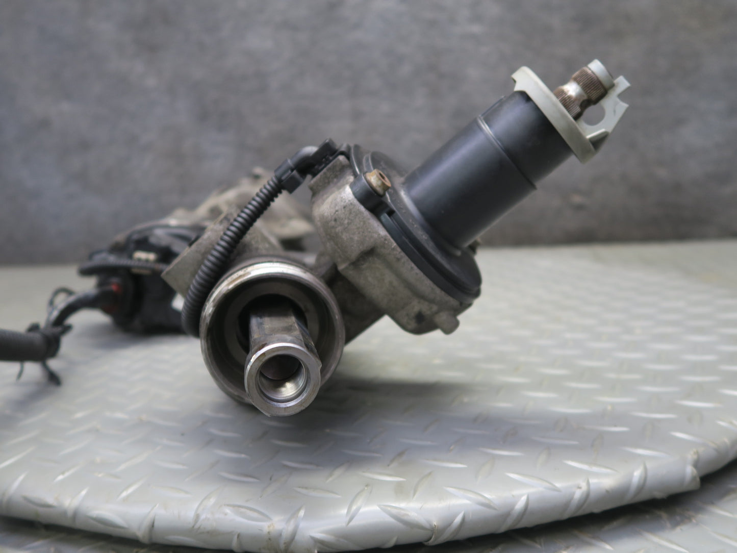 09-16 BMW E89 Z4 AT RWD Electric Power Steering Rack & Pinion 83K 6855888 OEM