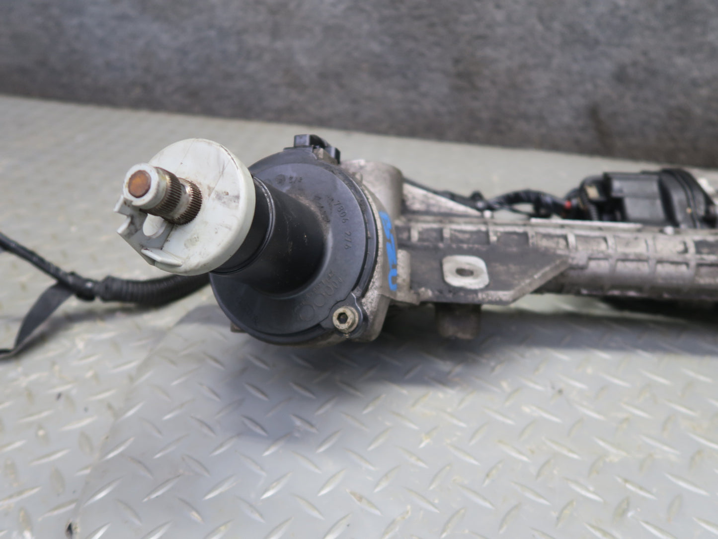 09-16 BMW E89 Z4 AT RWD Electric Power Steering Rack & Pinion 83K 6855888 OEM