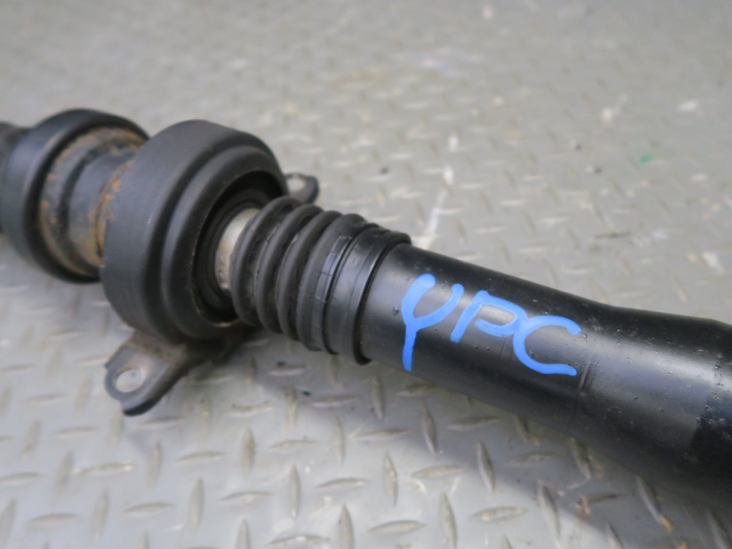 2011-2018 Porsche Cayenne 958 4.8L AWD Rear Drive Shaft Driveshaft 7P5521102L