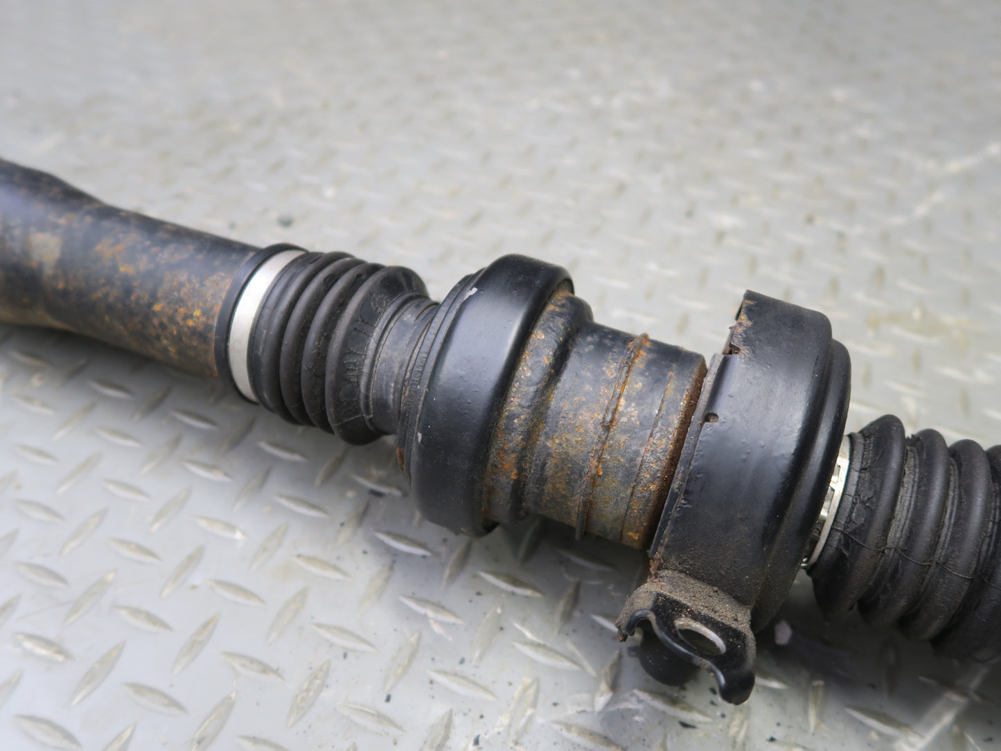 2011-2018 Porsche Cayenne 958 4.8L AWD Rear Drive Shaft Driveshaft 7P5521102L