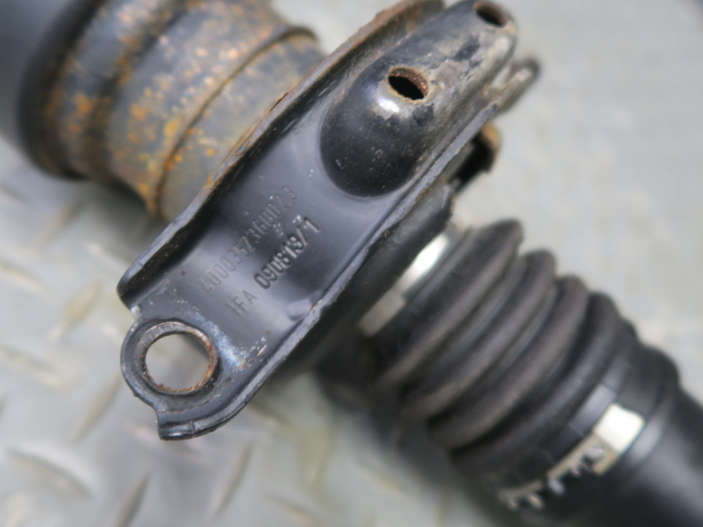 2011-2018 Porsche Cayenne 958 4.8L AWD Rear Drive Shaft Driveshaft 7P5521102L