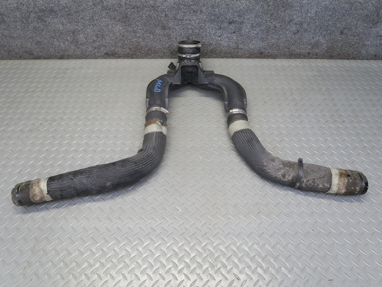 2017-2020 Maserati Levante M161 3.0L Air Intake Duct w Sensor & Hoses