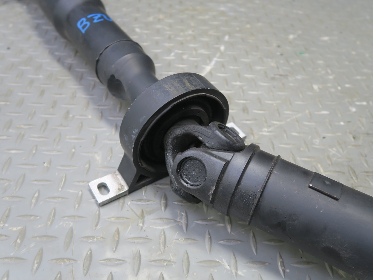 12-16 BMW E89 Z4 28i A/T RWD Rear Drive Shaft Driveshaft 84K Miles 7615968 OEM