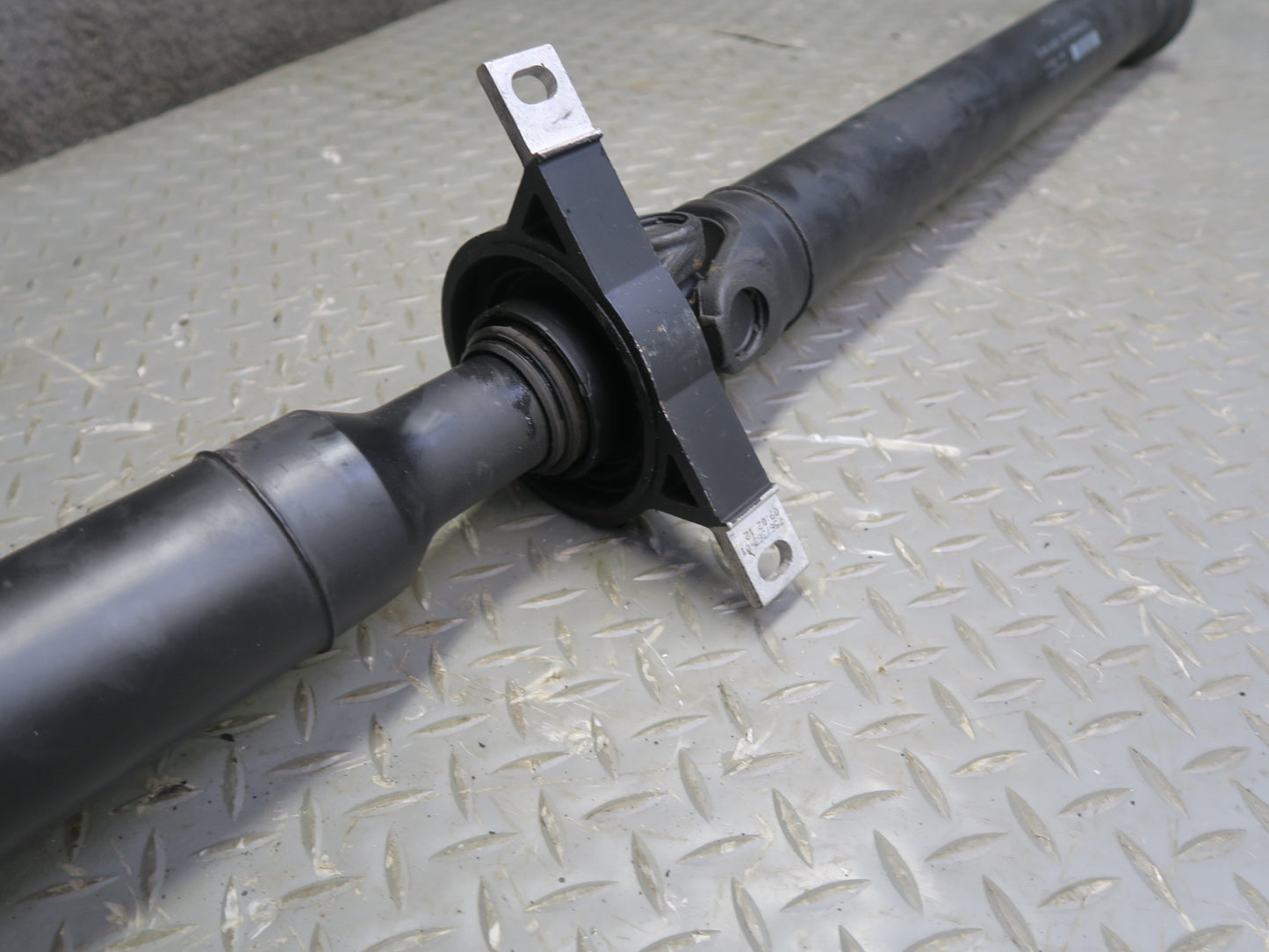 12-16 BMW E89 Z4 28i A/T RWD Rear Drive Shaft Driveshaft 84K Miles 7615968 OEM