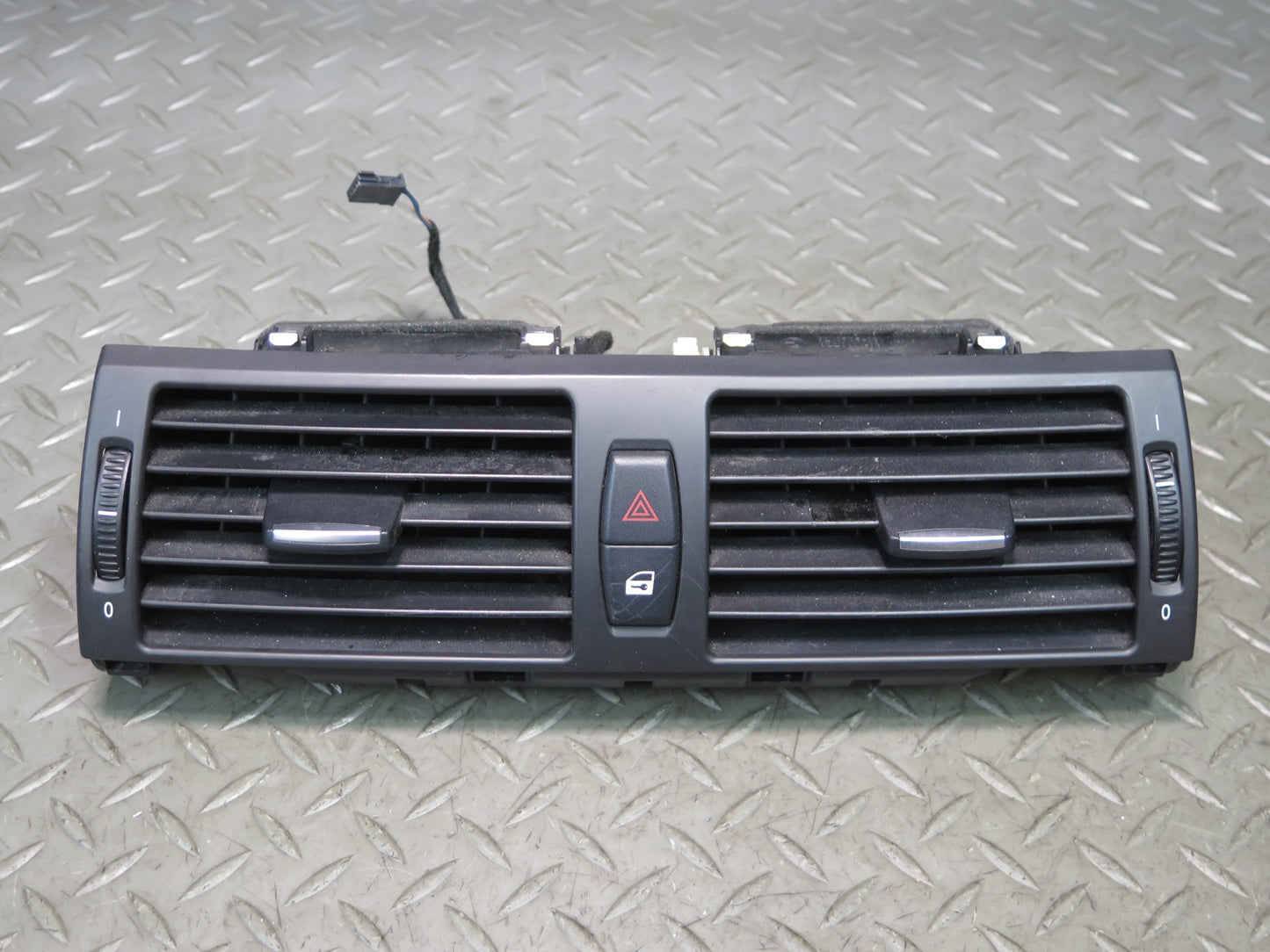 08-14 BMW E71 E72 X6 X6M Front Left Center Right Dash Air Heater Vent Set of 3