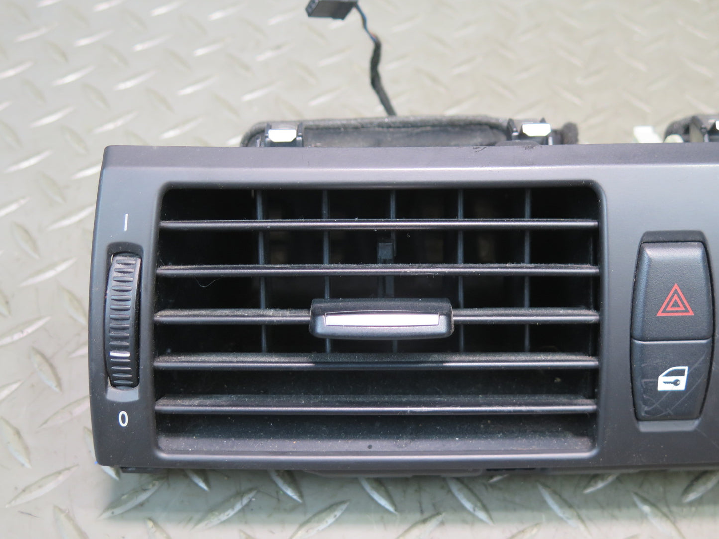 08-14 BMW E71 E72 X6 X6M Front Left Center Right Dash Air Heater Vent Set of 3