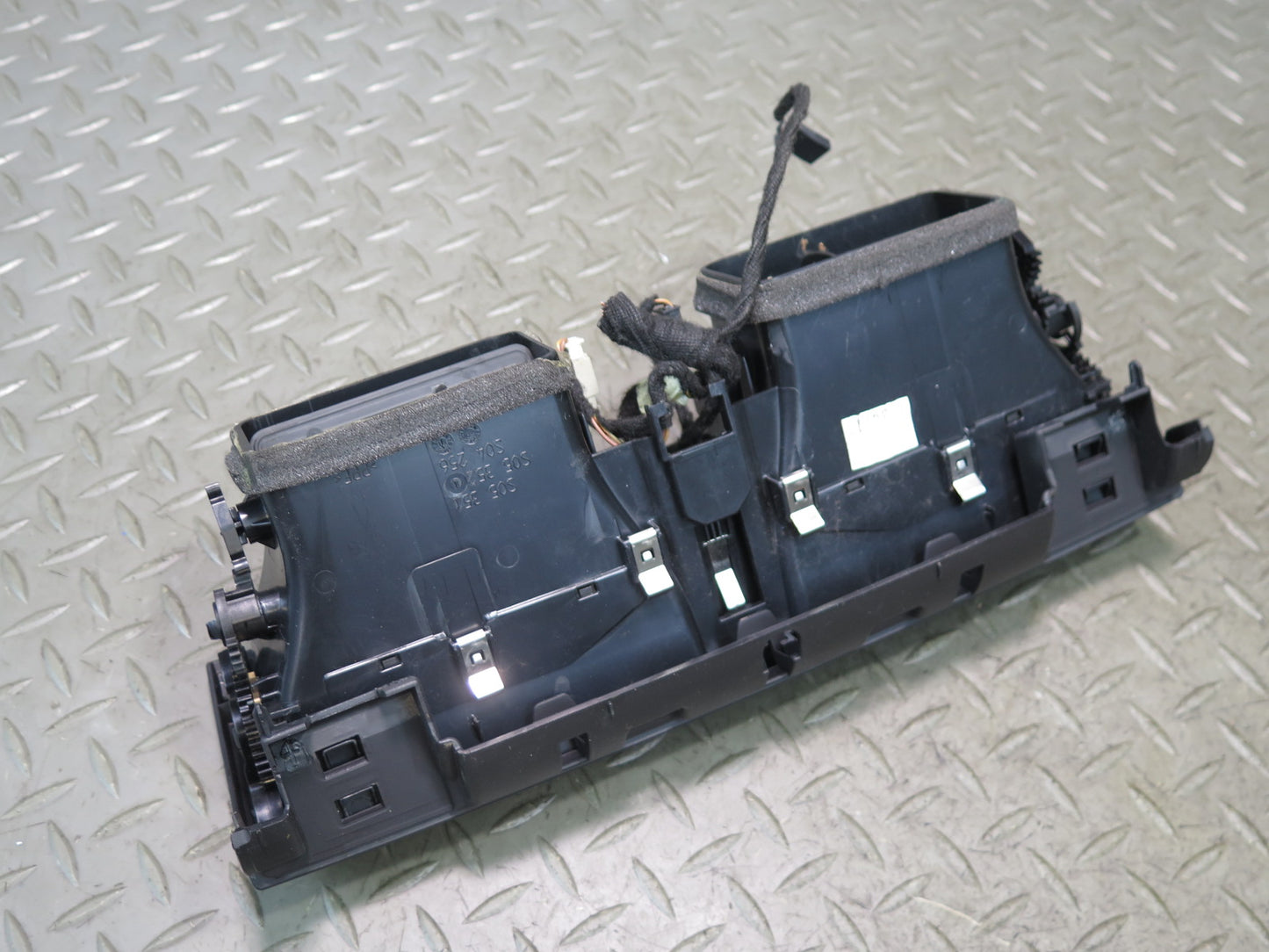 08-14 BMW E71 E72 X6 X6M Front Left Center Right Dash Air Heater Vent Set of 3