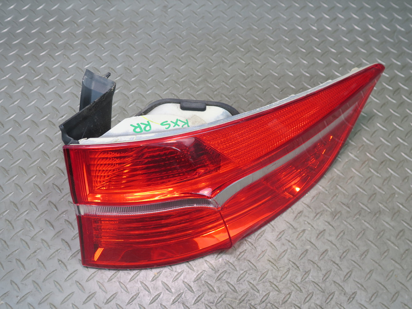 2008-2012 BMW E71 E72 X6 X6M Rear Right Outer Tail Light Lamp 7179986
