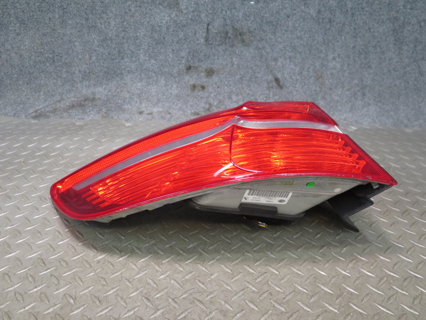 2008-2012 BMW E71 E72 X6 X6M Rear Left Outer Tail Light Lamp 7179985