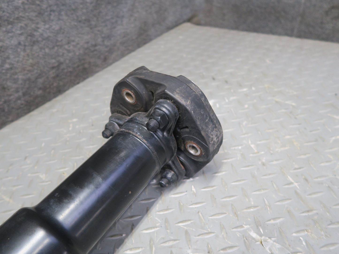 2017-2020 Maserati Levante M161 3.0L AWD Rear Driveshaft Drive Shaft 94K Miles