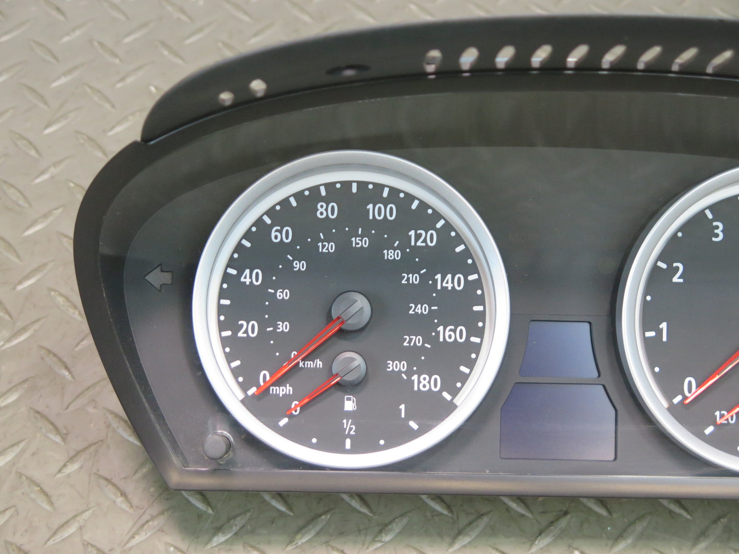 2010-2014 BMW E71 X6M Instrument Cluster Gauge Speedometer 9227815