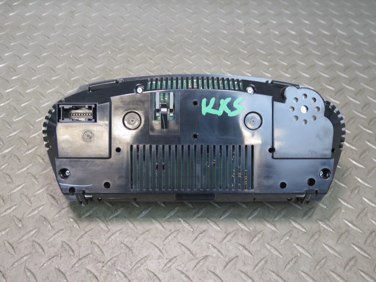 2010-2014 BMW E71 X6M Instrument Cluster Gauge Speedometer 9227815