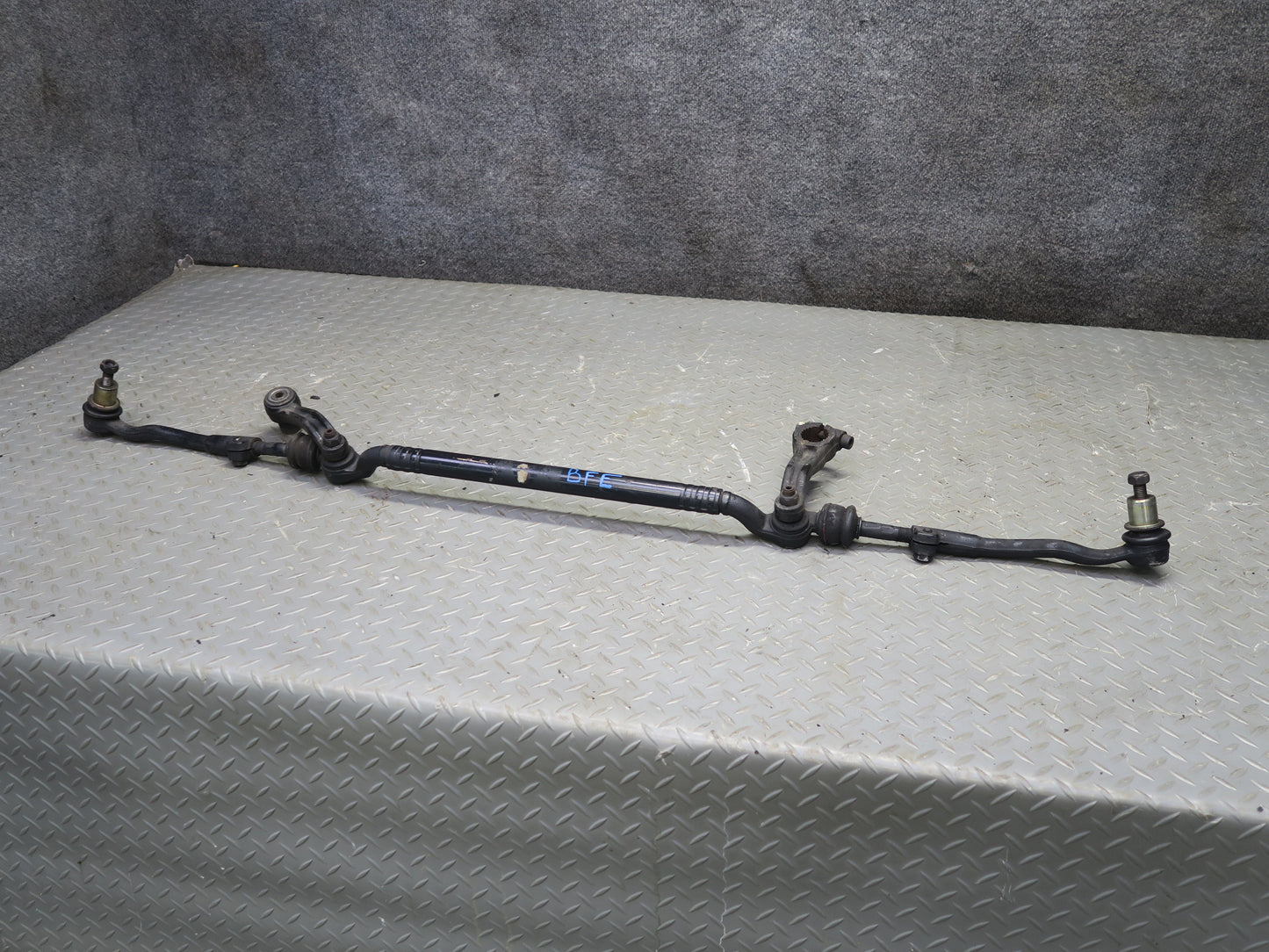 97-03 BMW E39 540ia M62 Power Steering Linkage Tie Rod OEM