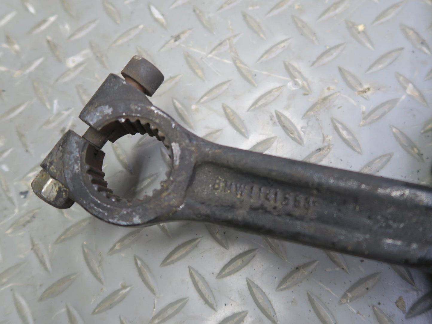 97-03 BMW E39 540ia M62 Power Steering Linkage Tie Rod OEM