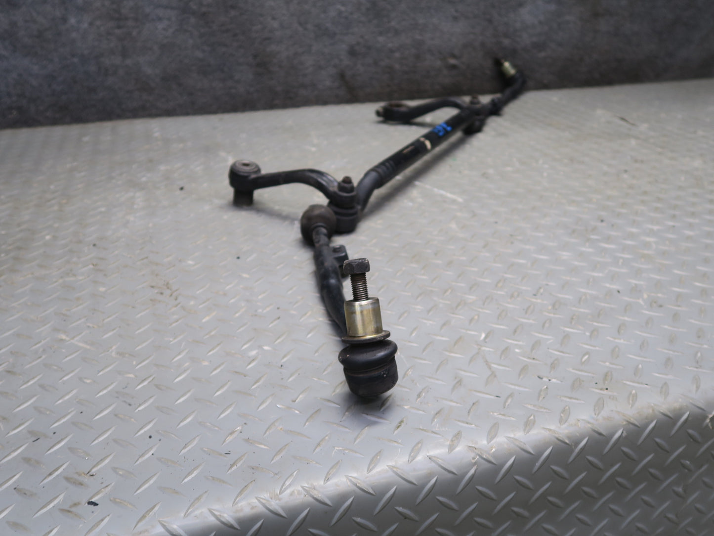 97-03 BMW E39 540ia M62 Power Steering Linkage Tie Rod OEM