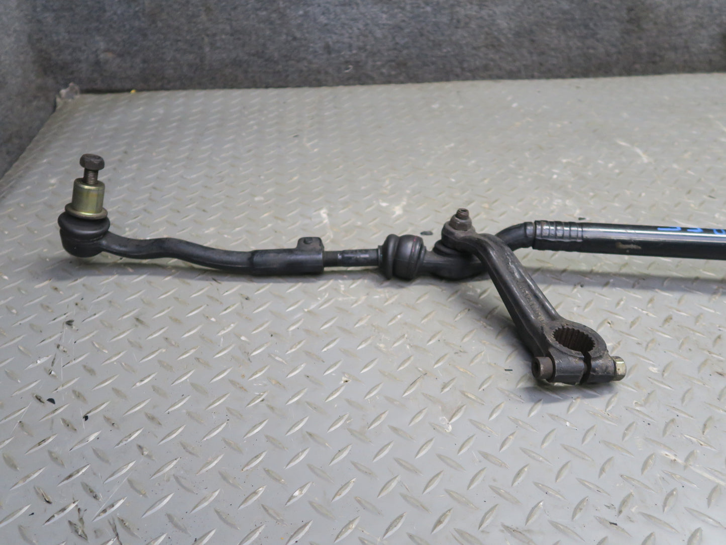97-03 BMW E39 540ia M62 Power Steering Linkage Tie Rod OEM
