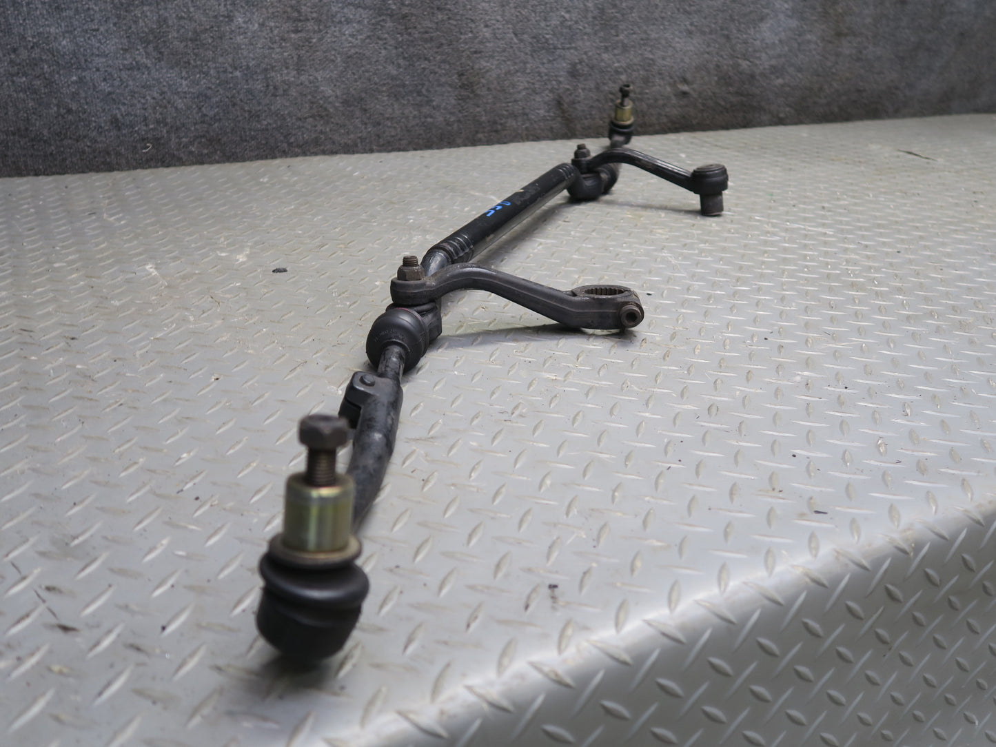 97-03 BMW E39 540ia M62 Power Steering Linkage Tie Rod OEM