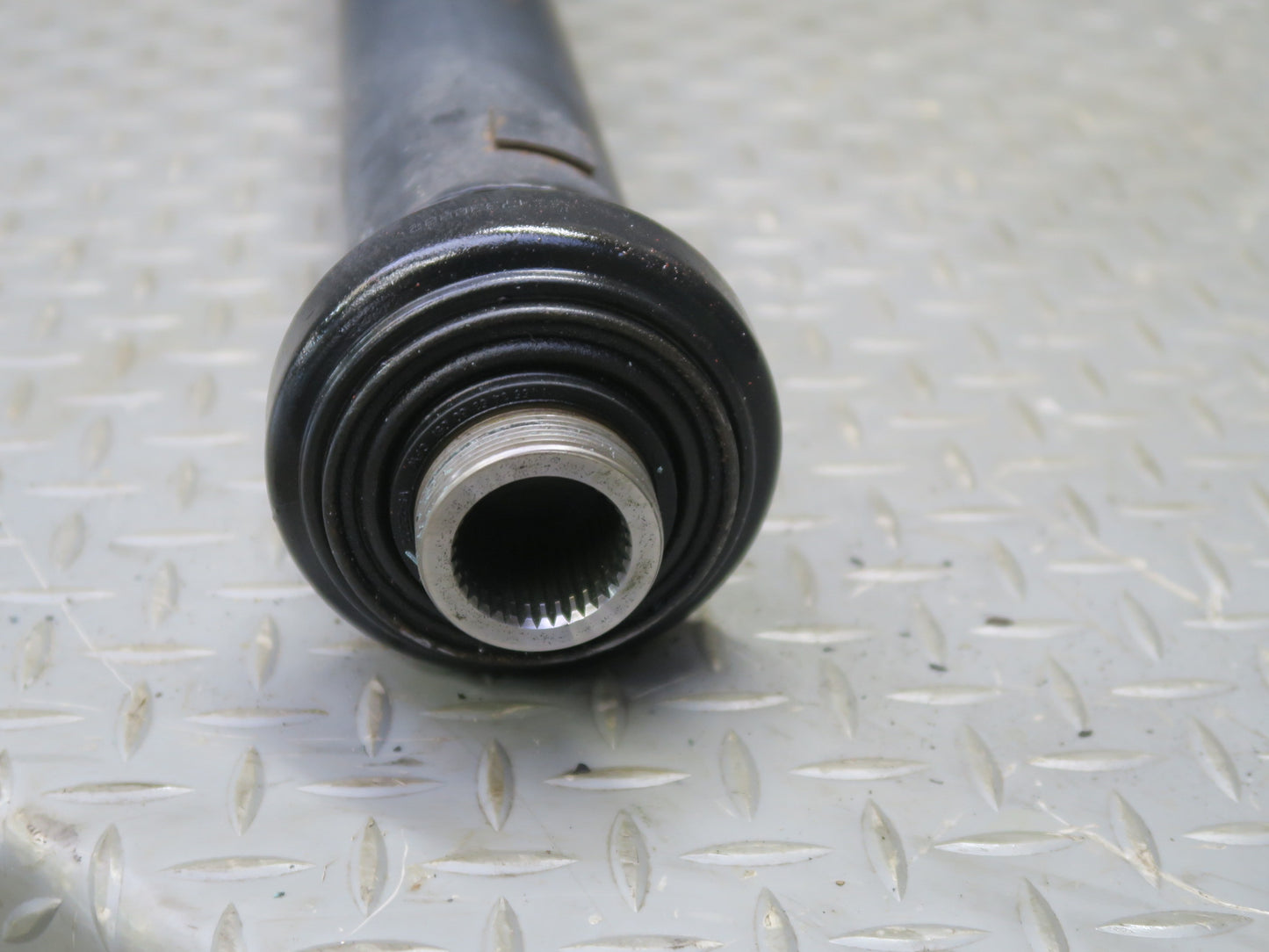 2011-2014 BMW E71 E72 X6 X6M AWD Rear Driveshaft Drive Shaft 7564398
