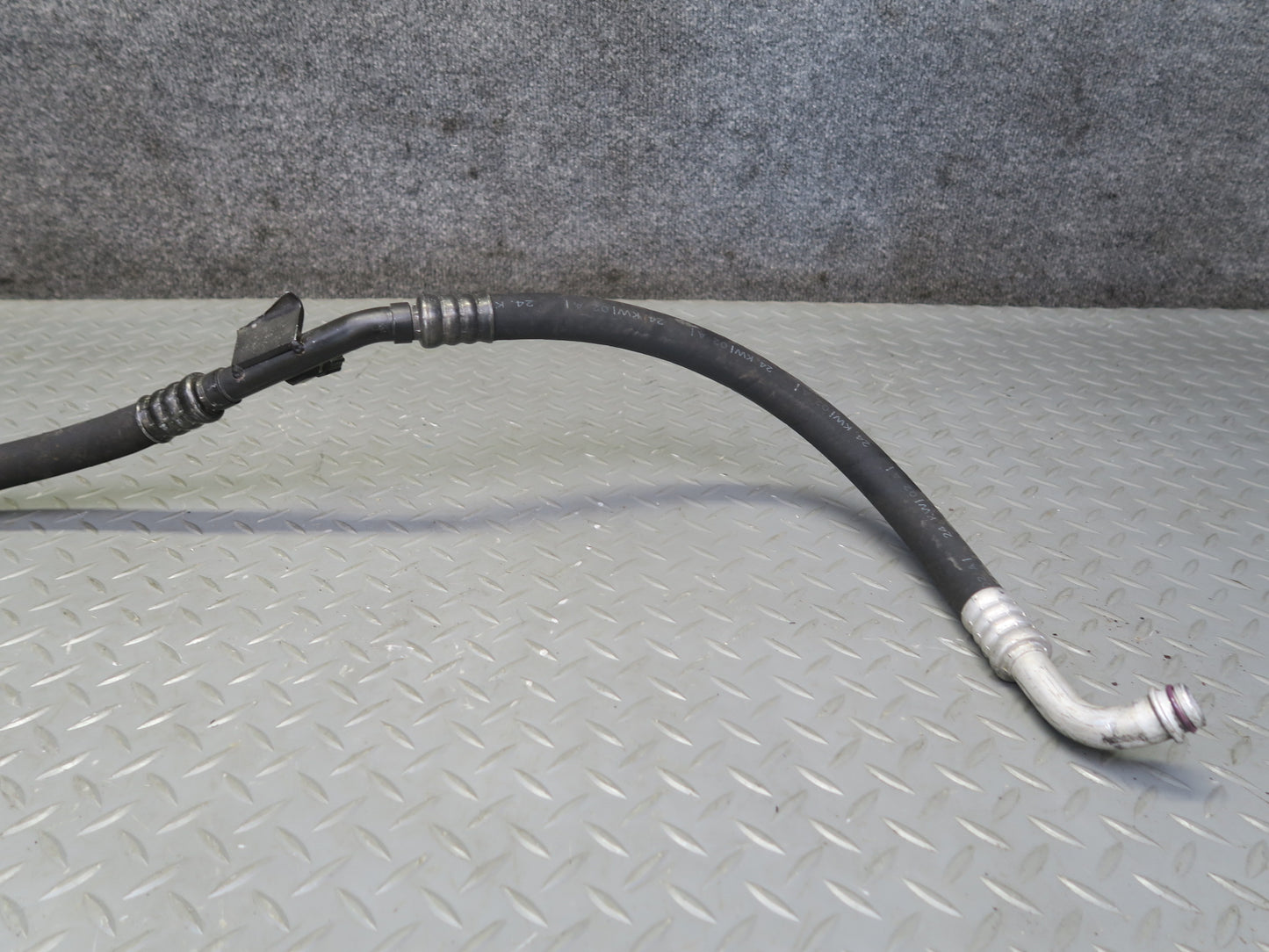 2002-2007 Mercedes W463 G500 A/C Air Condition Hose Line