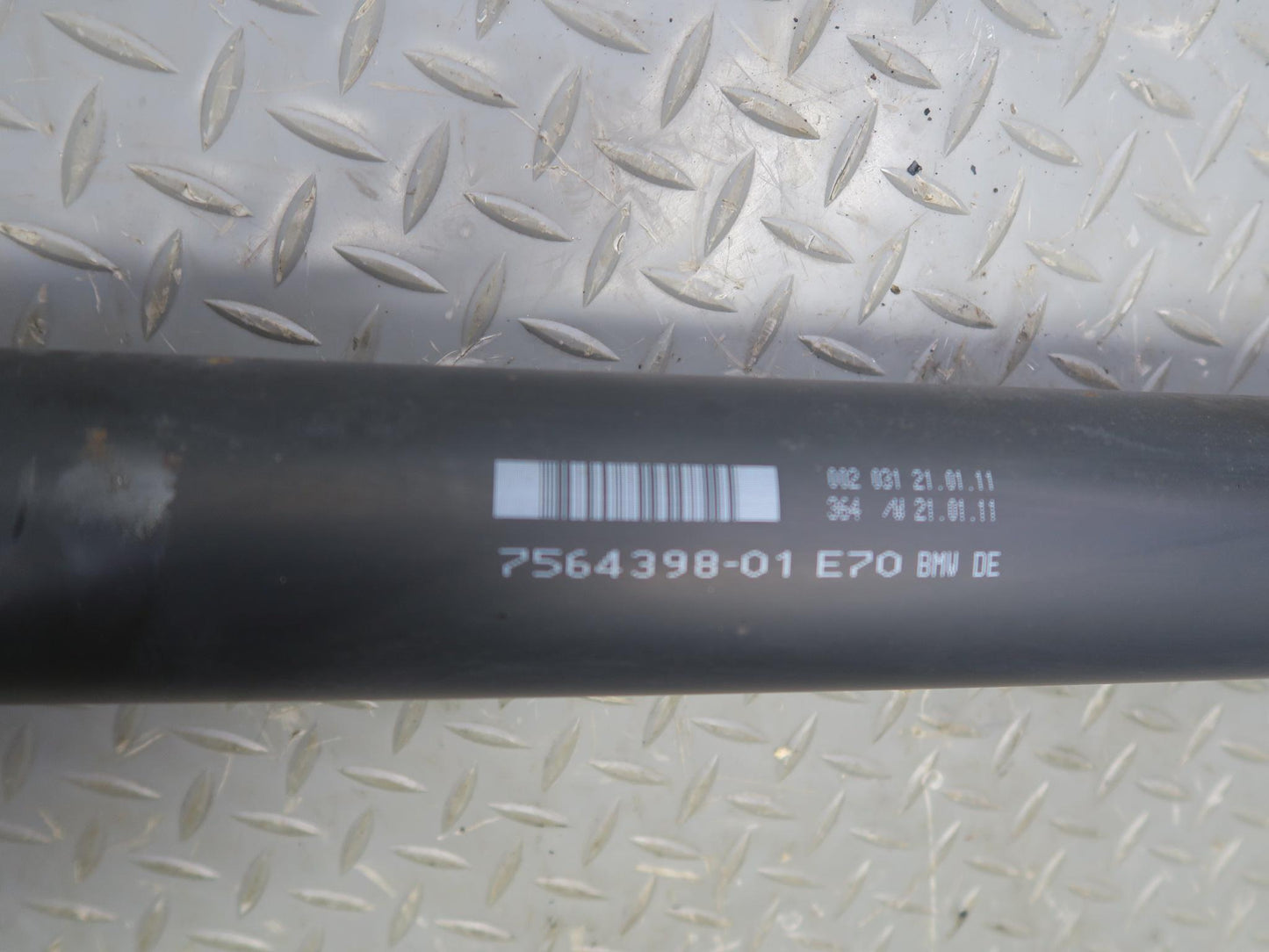 2011-2014 BMW E71 E72 X6 X6M AWD Rear Driveshaft Drive Shaft 7564398