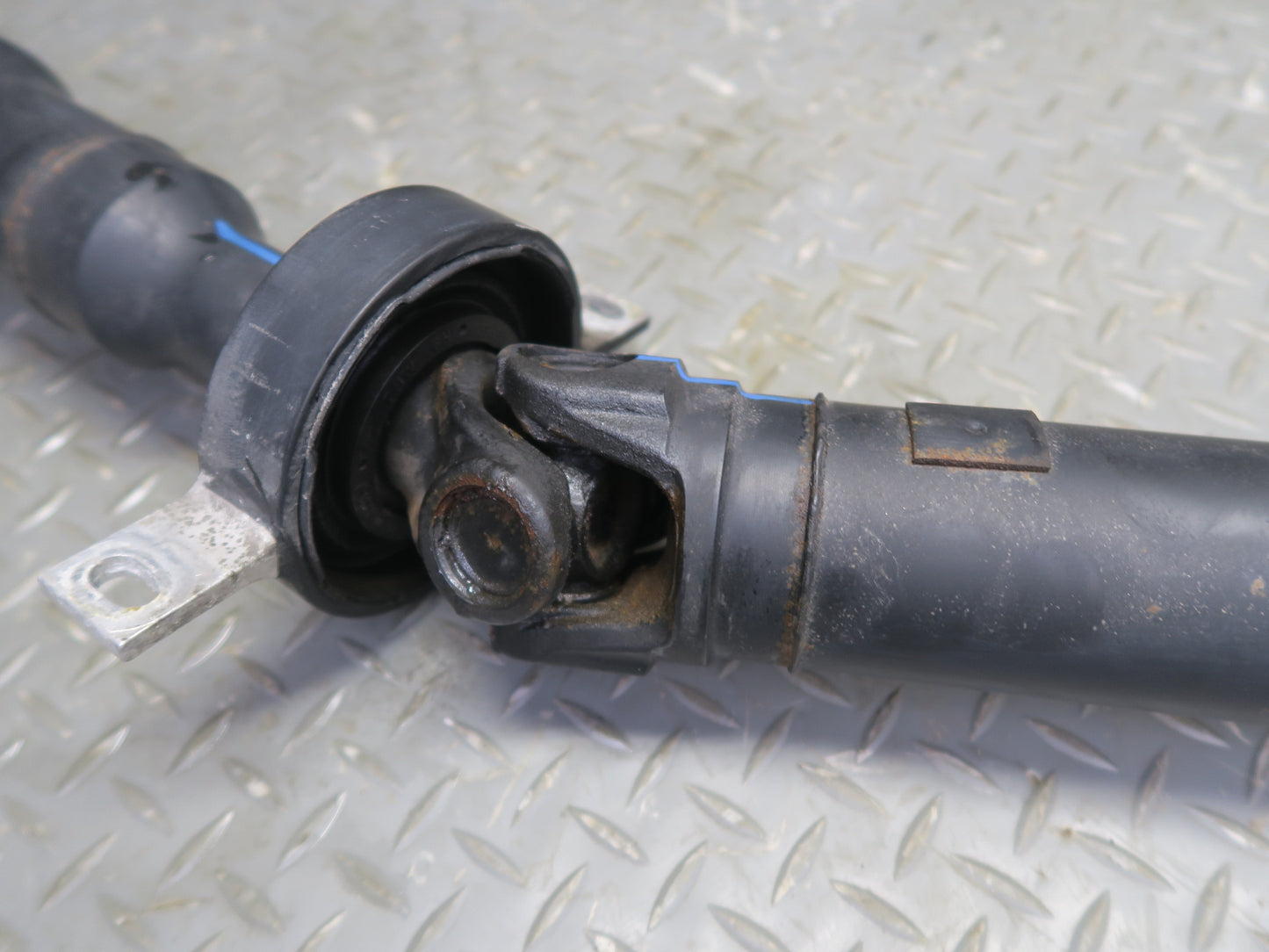 2011-2014 BMW E71 E72 X6 X6M AWD Rear Driveshaft Drive Shaft 7564398