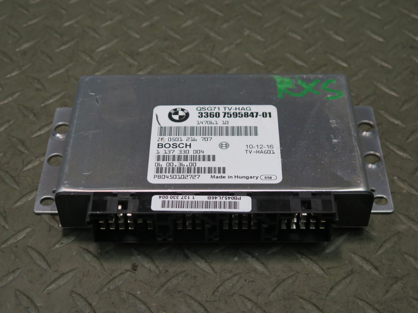 2010-2013 BMW E70 E71 X5M X6M Rear Differential Lock Control Module 7595847