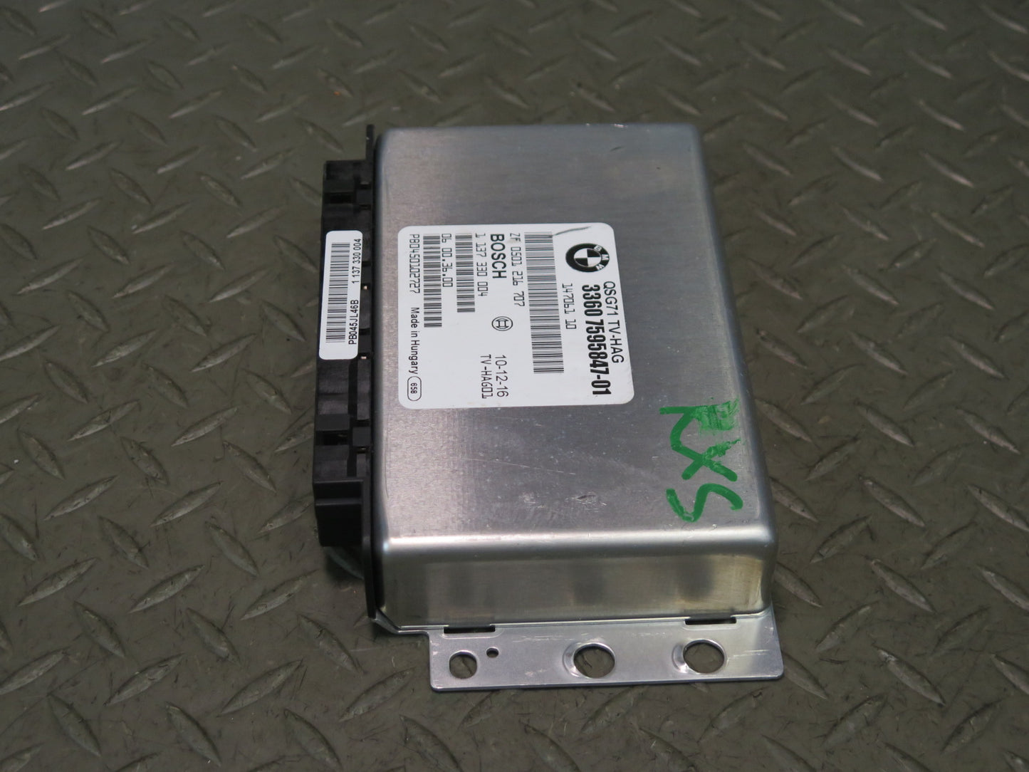 2010-2013 BMW E70 E71 X5M X6M Rear Differential Lock Control Module 7595847