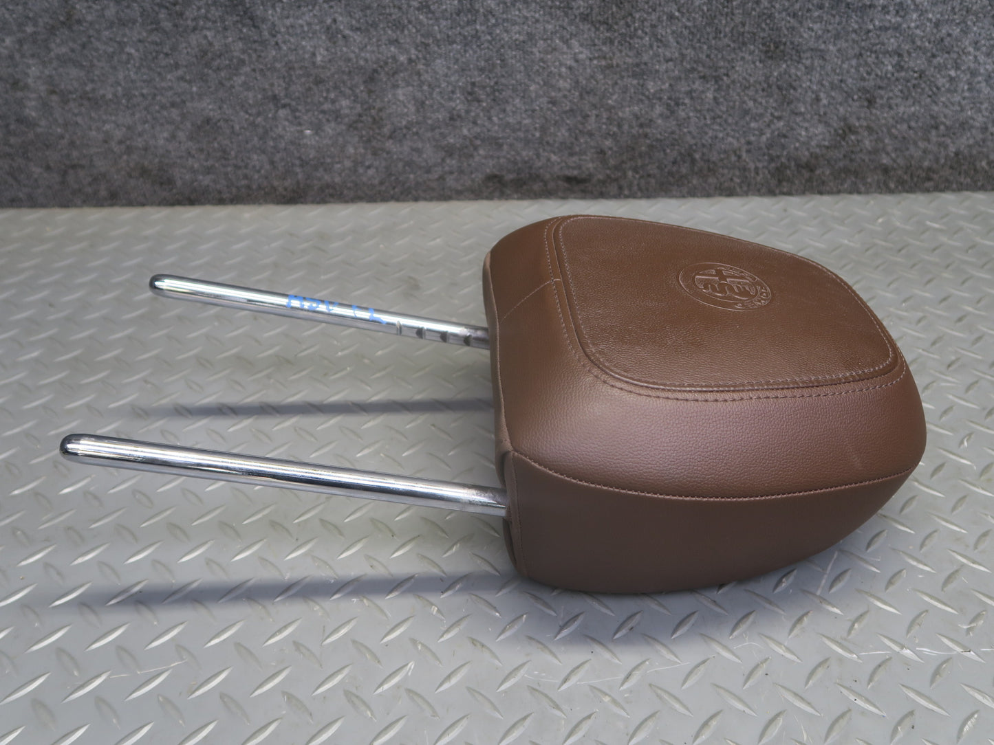 2017-2023 Alfa Romeo Stelvio Front Left & Right Seat Leather Headrest Set of 2