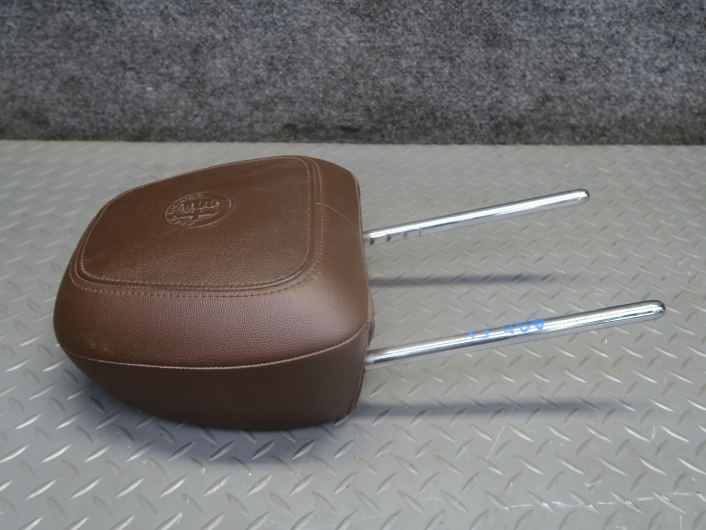 2017-2023 Alfa Romeo Stelvio Front Left & Right Seat Leather Headrest Set of 2