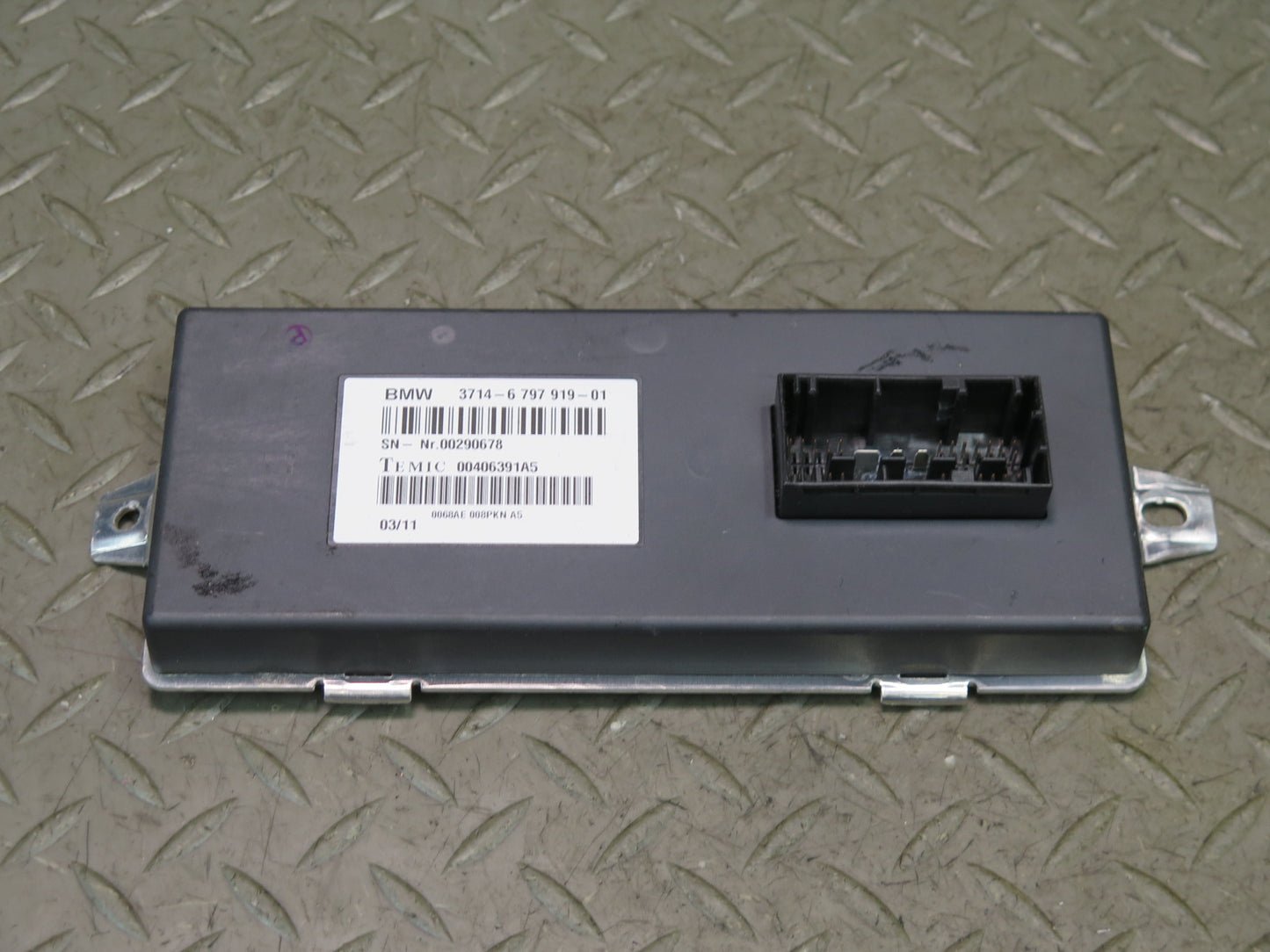 2008-2014 BMW E71 E72 X6 X6M Dynamic Drive Suspension Control Module 6797919