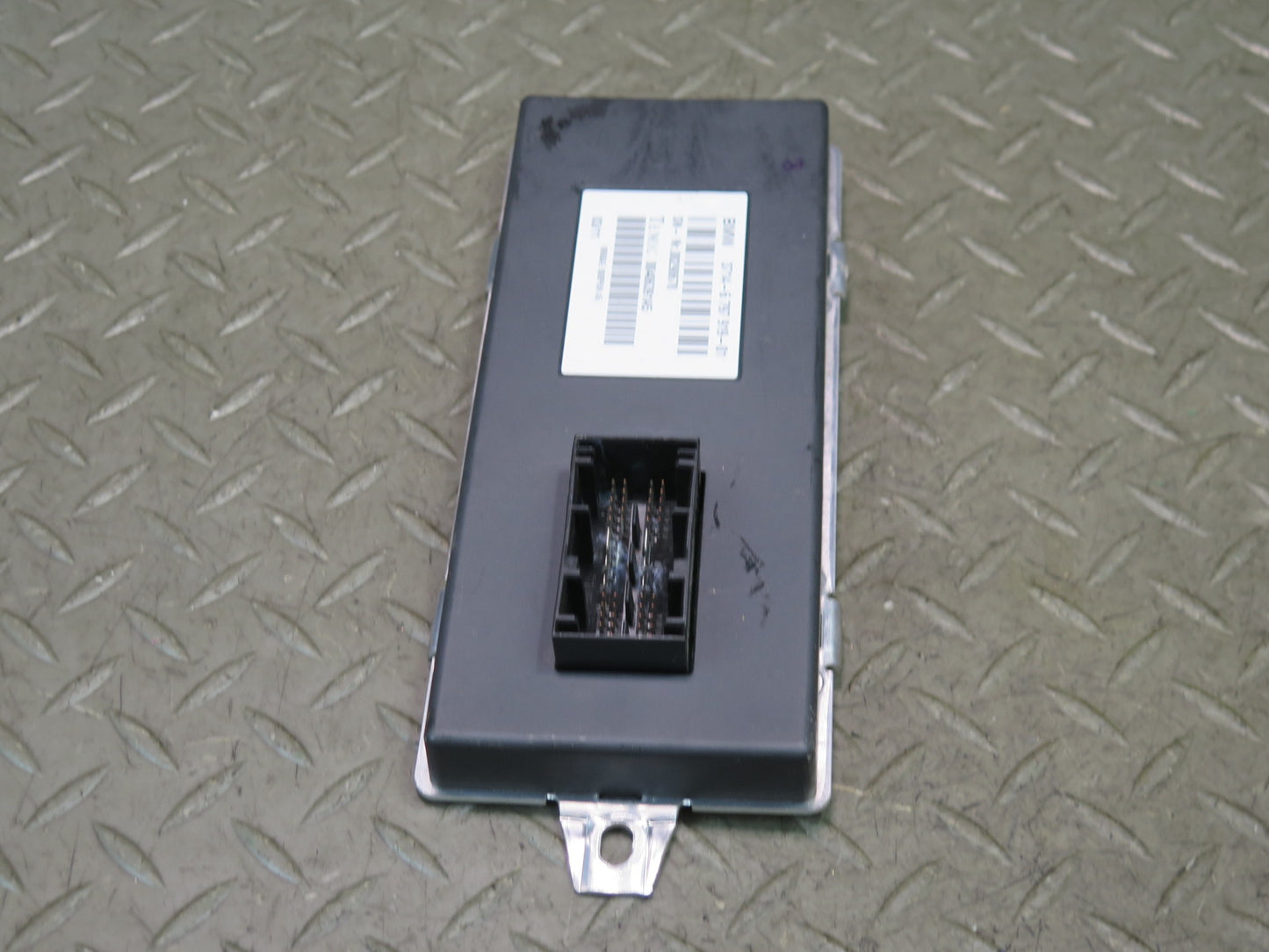 2008-2014 BMW E71 E72 X6 X6M Dynamic Drive Suspension Control Module 6797919