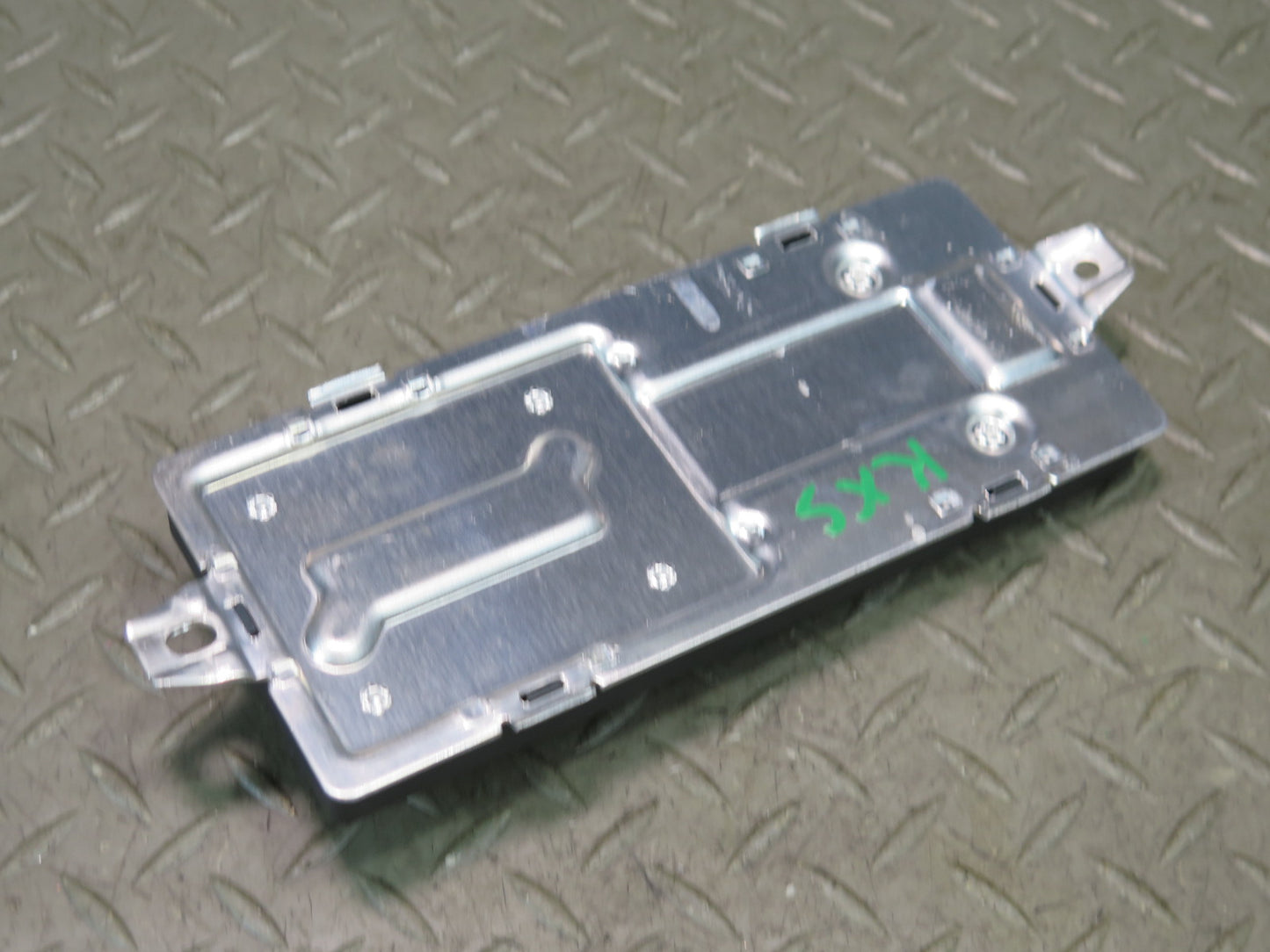 2008-2014 BMW E71 E72 X6 X6M Dynamic Drive Suspension Control Module 6797919