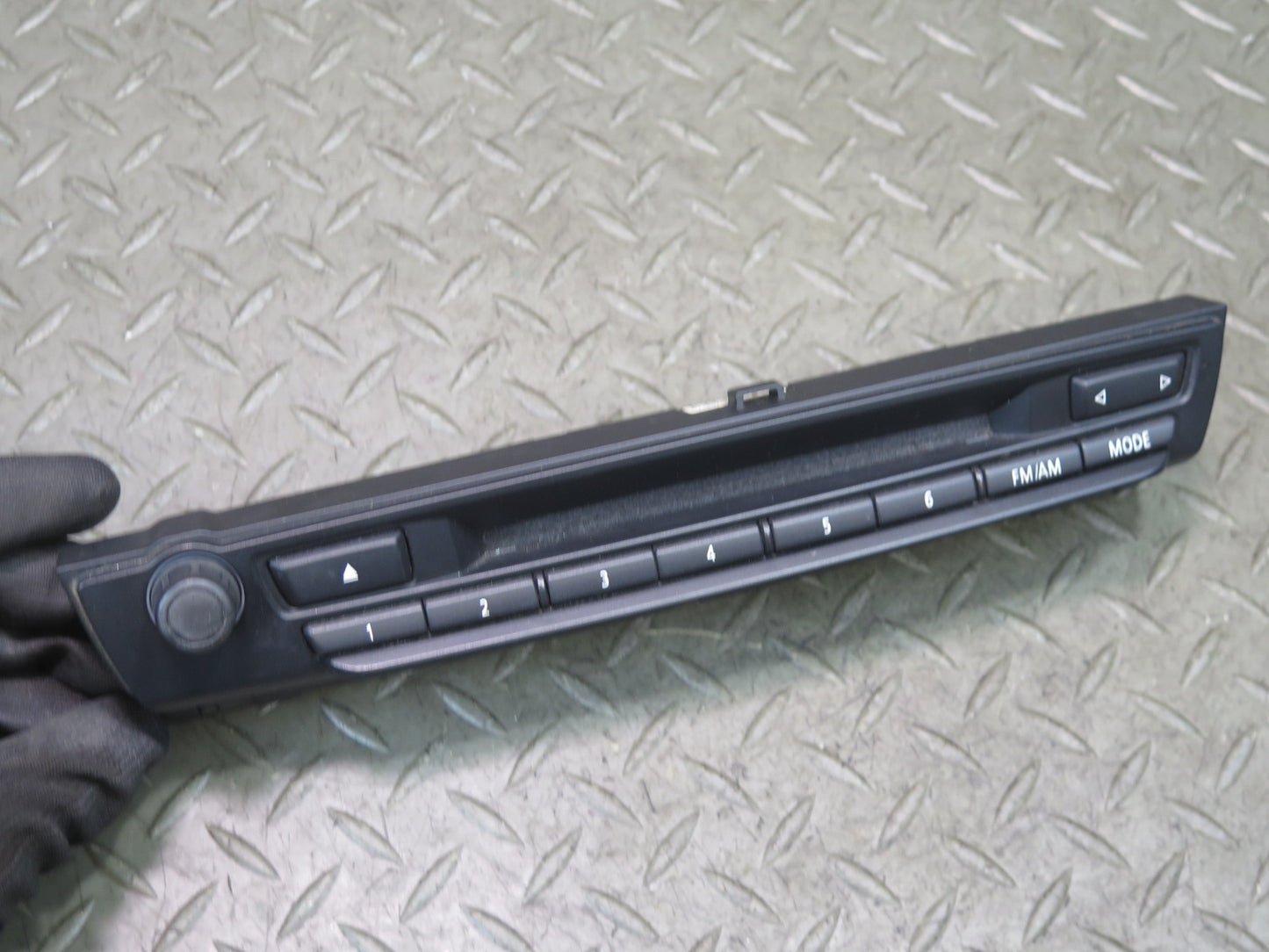 2010-2013 BMW E71 X6 X6M GPS Navi Radio CD Player Receiver Faceplate Switch