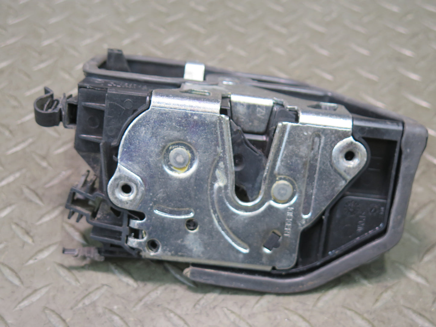2008-2014 BMW E71 E72 X6 X6M Front Right Door Lock Latch Actuator 7276668