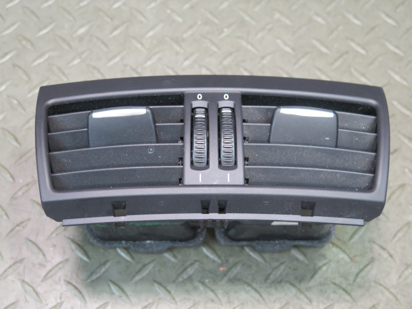 2008-2014 BMW E71 E72 X6 X6M Rear Center Console A/C Air Vent Grille 6954953