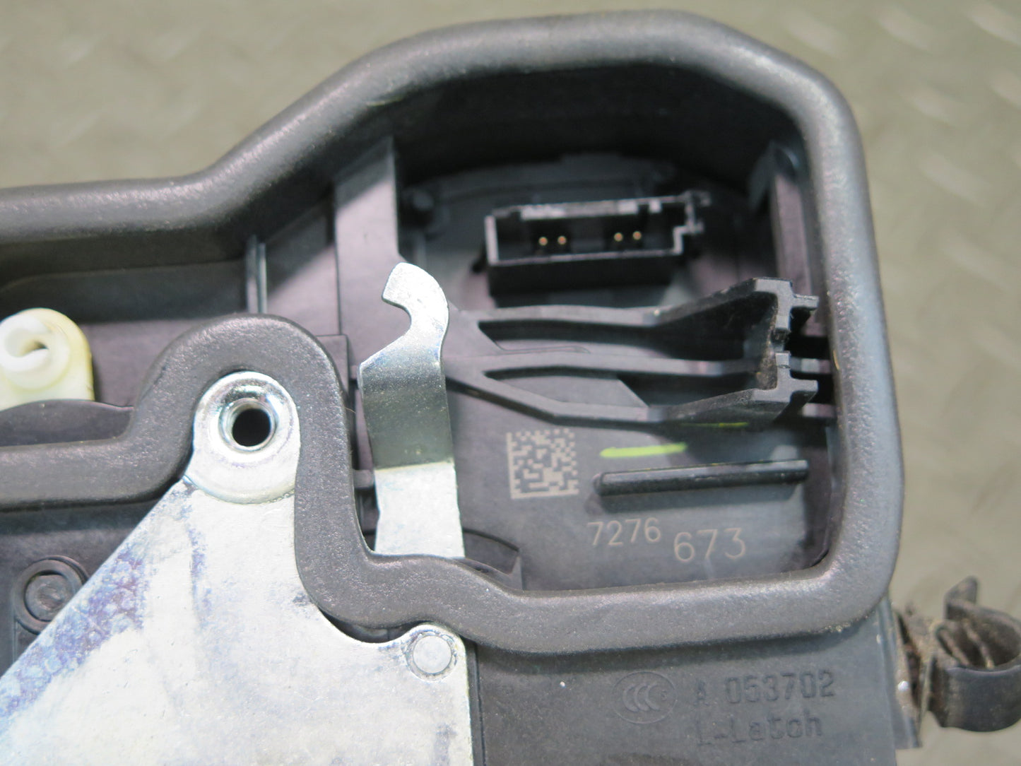 2008-2014 BMW E71 E72 X6 X6M Rear Left Door Lock Latch Actuator 7276673