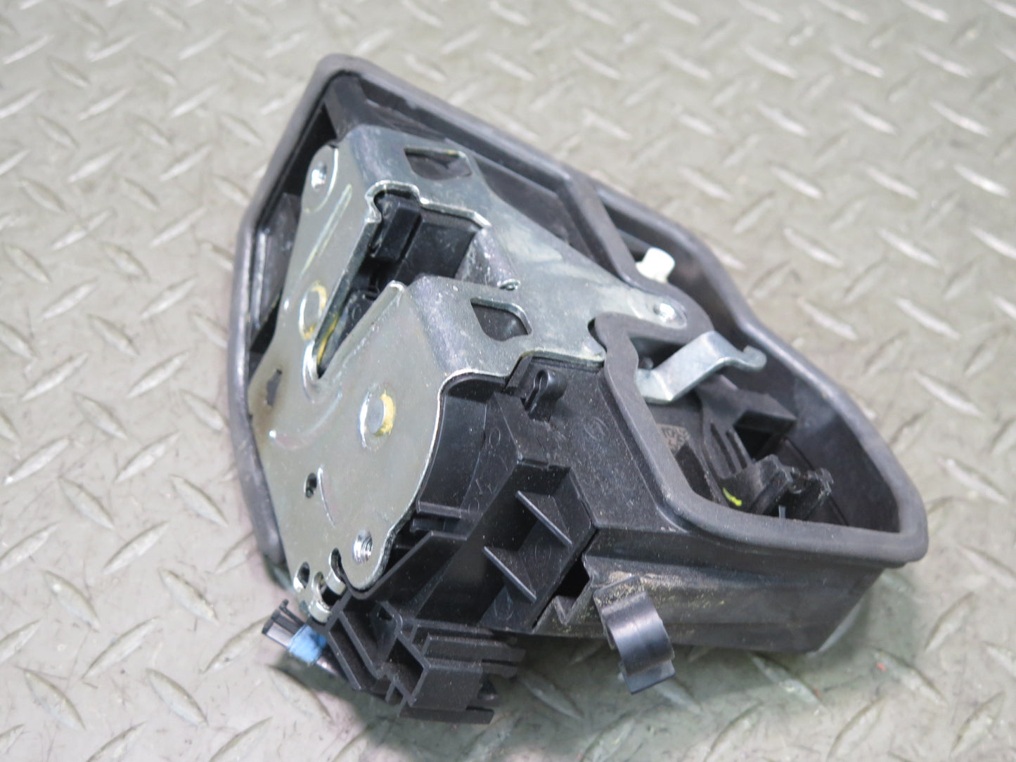 2008-2014 BMW E71 E72 X6 X6M Rear Left Door Lock Latch Actuator 7276673